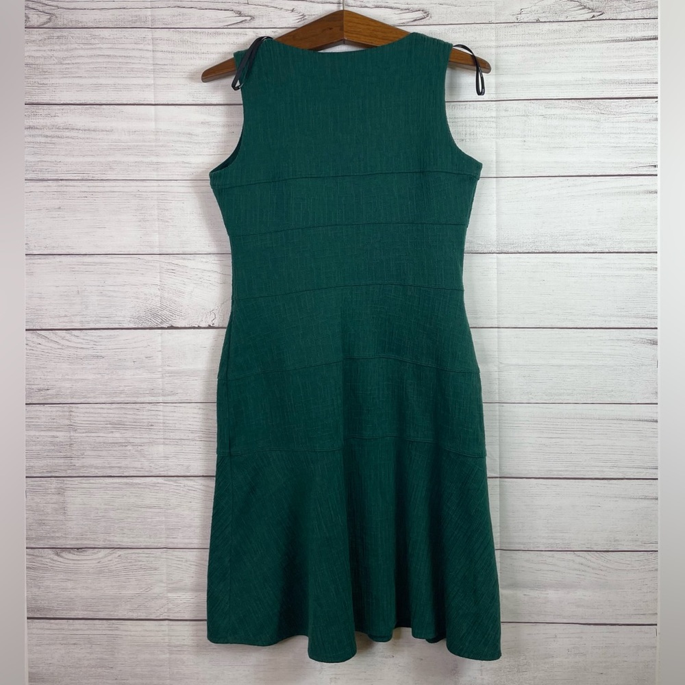 Women’s EnFocus Studio Dress - Picture 2 of 8